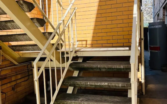 Unwind Glenelg Studio Apartment no 31