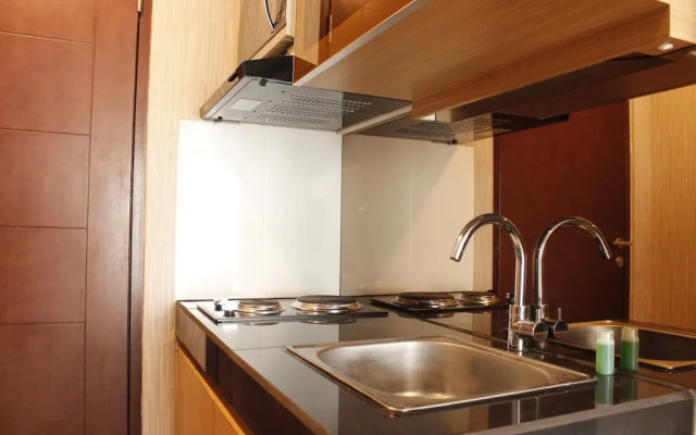 Classic 2BR Apartment At Gateway Pasteur near Exit Toll