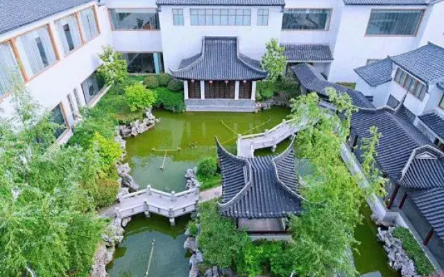SuiningShuiyueHotel