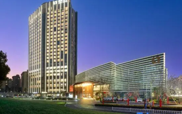 Leezy Hotel