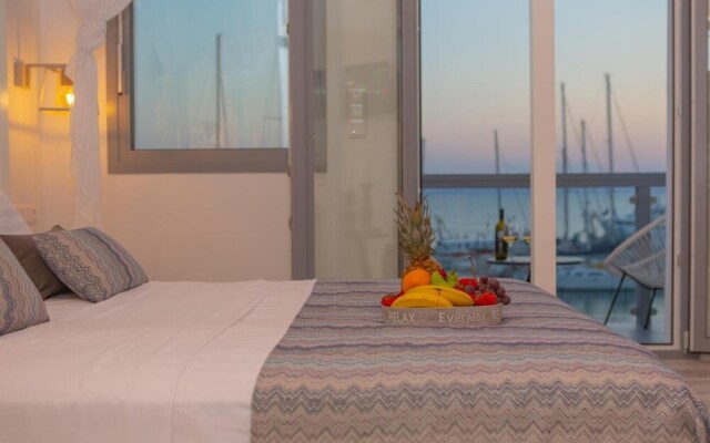 Naxos Riviera Suites