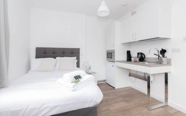 Modern Studio Apartment In The Heart Of Liverpool!