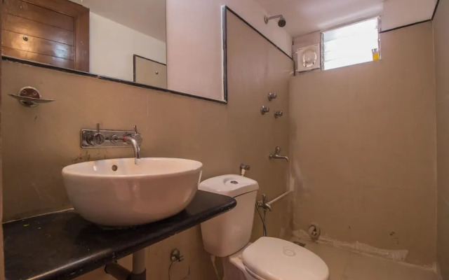OYO 11424 Home Elegant 3BHK Villa Near Dona Paula Beach
