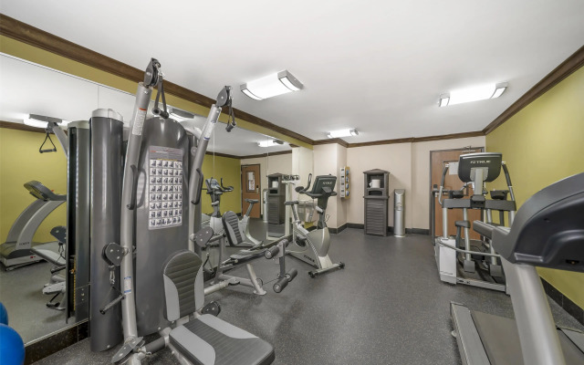 Best Western Antelope Inn & Suites