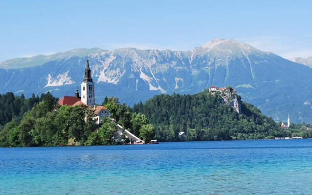 Premier Hotel Lovec