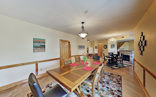 830golf1 2 Bedroom Condo