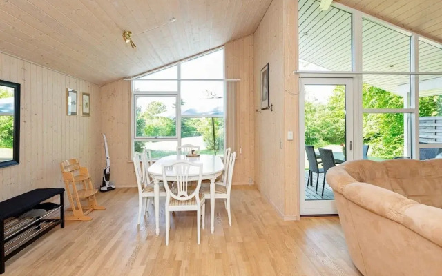 6 Person Holiday Home in Logstor