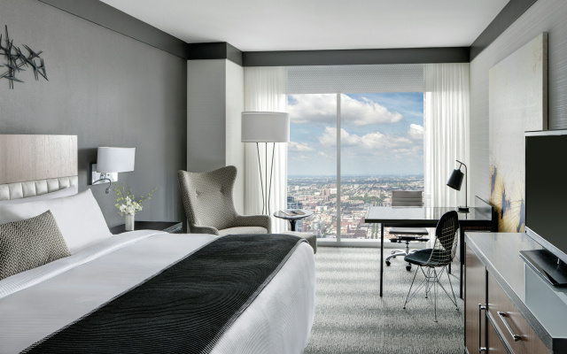 Loews Chicago Hotel