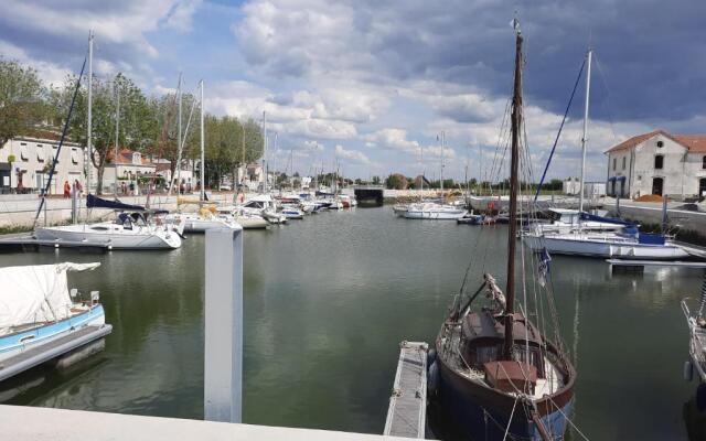 charmant studio plein centre ville