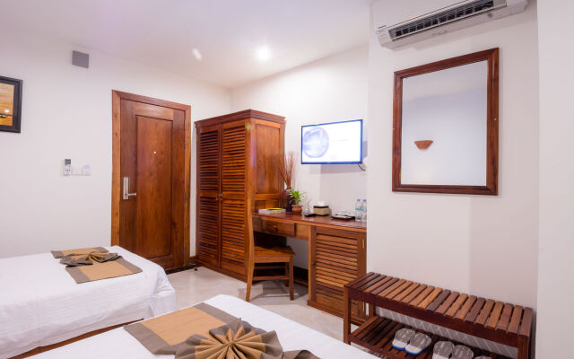 Relax Hotel
