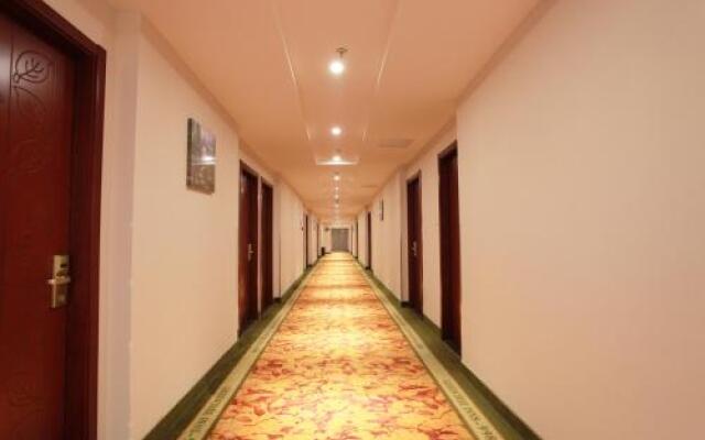 Greentree Inn Liyang East Nanhuan Road High Speed