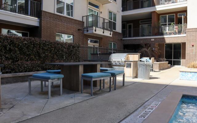 Elegant Downtown Location, Recently Ugraded!