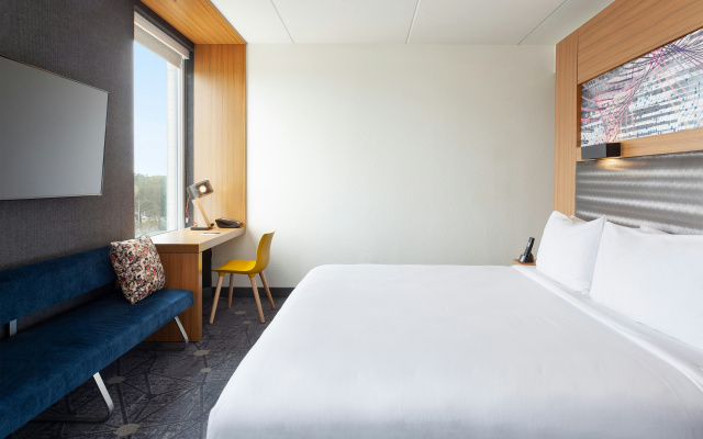Aloft Jacksonville Tapestry Park