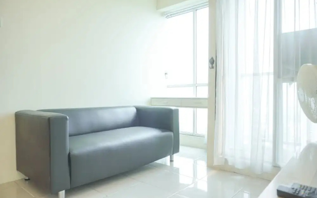 Homey And Comfortable 2Br Tifolia Apartment