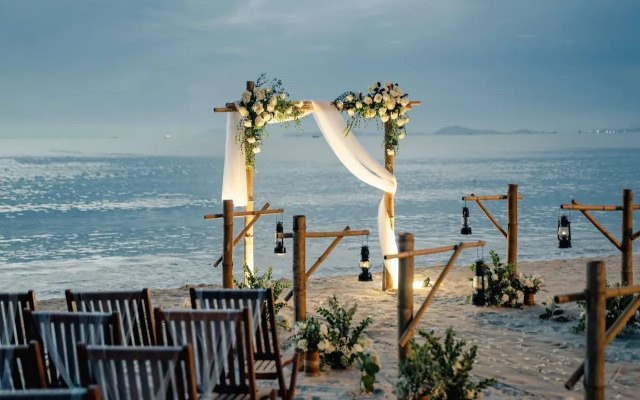 Pax Ana Doc Let Resort & Spa