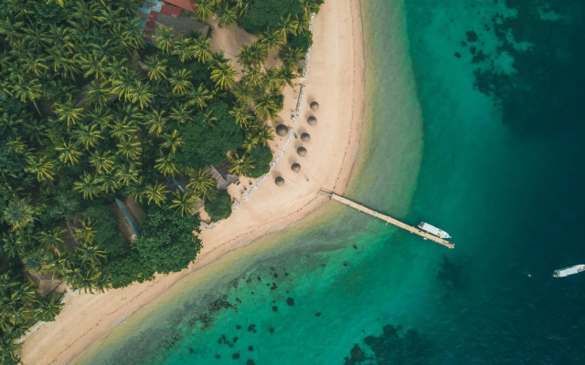 Flower Island Resort