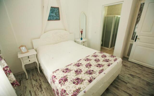 Aisem By Hire Alacati