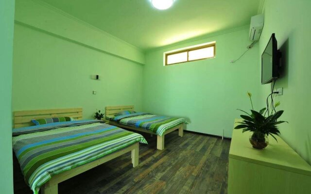 Go Your Own Way Hostel