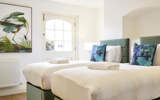 Redcliffe Parade Apartment - No.1