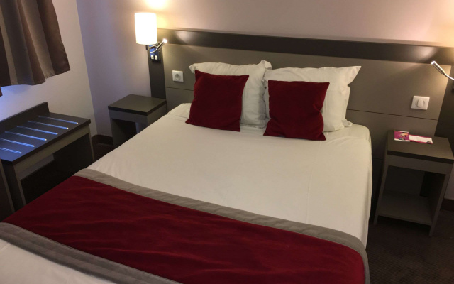 Brit Hotel Confort Roissy Saint-Witz