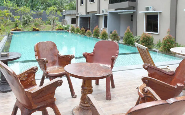 Airy Pantai Senggigi Raya KM 12 Lombok