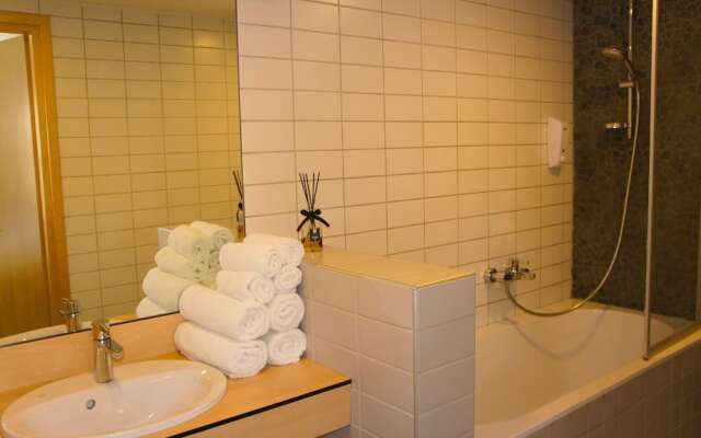 Zaliasis slenis - Self check-in hotel