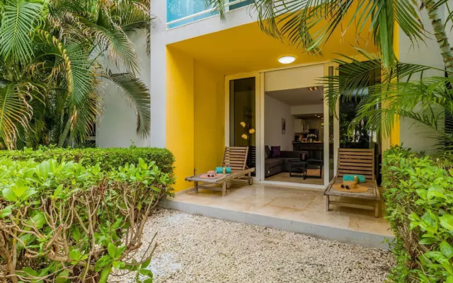 Charming 1br1ba Condo in Great Location With Pool