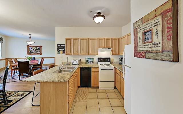 830golf1 2 Bedroom Condo