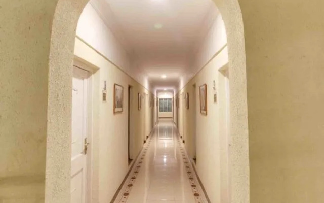 Hotel Sai Leela