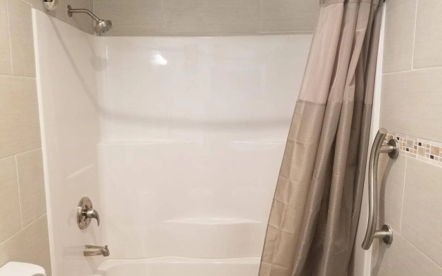 Value Inn Bellflower