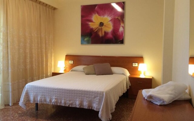 Apartment Calle Acacias