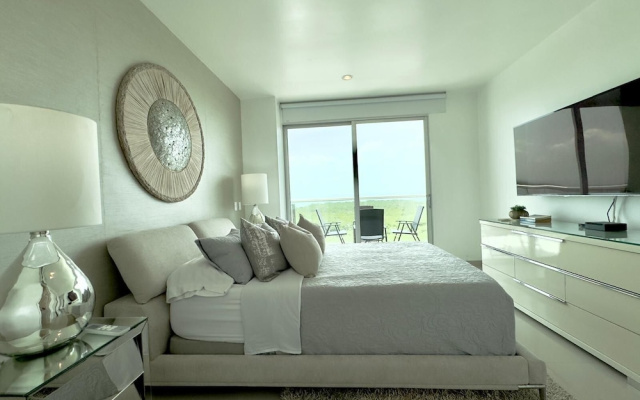 Condominio frente al mar  Morros Epic.