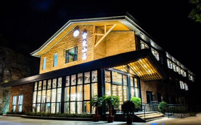 Yunmeng Shanju Guesthouse