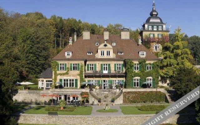 Althoff Schlosshotel Lerbach