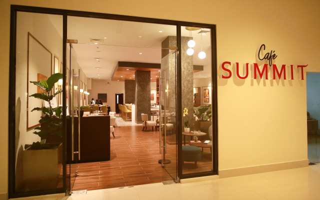 Summit Hotel Naga
