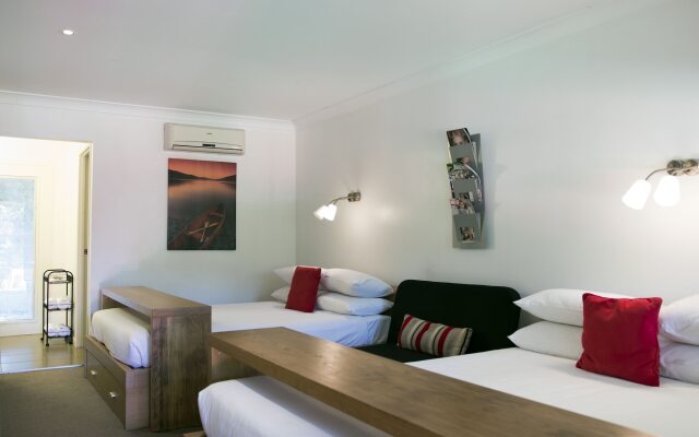 Cedar Creek Lodges