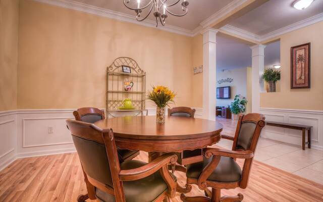 4816 Cayview Avenue #102