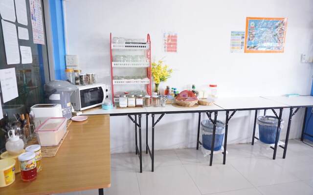 Madinah Hostel Ranong