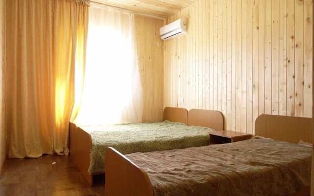 Guest House Lastochka