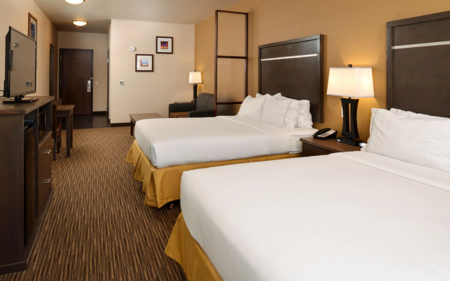 Holiday Inn Express & Suites Globe by IHG