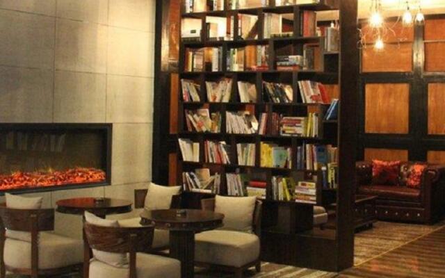 James Joyce Coffetel Jishou Renmin North Road Branch