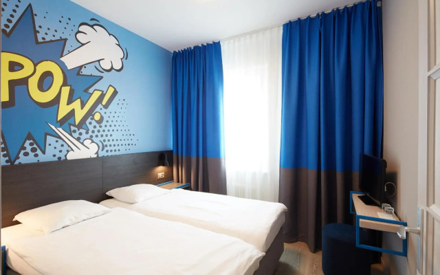 Hotel Crystal