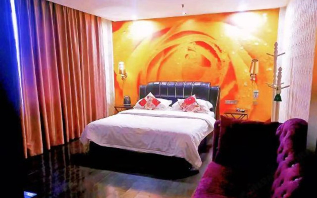 Coconut Crystal Hotel (Taiyuan Qinxian Street)