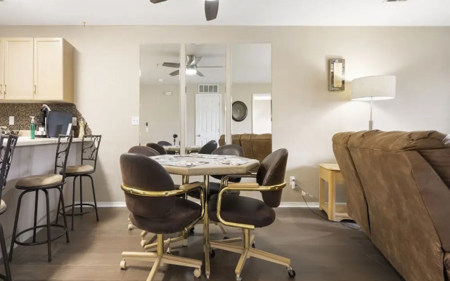 Lounging on the Lane