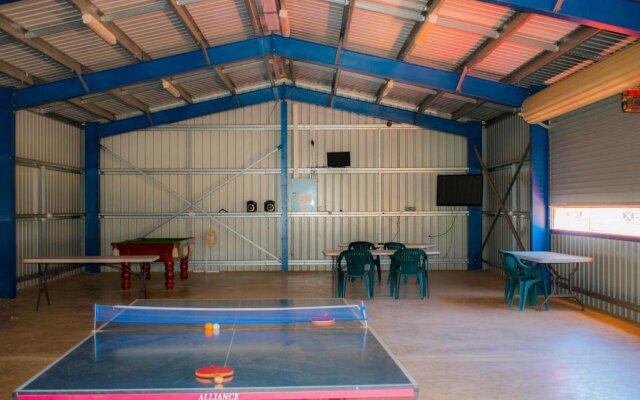 Outback Oasis Caravan Park