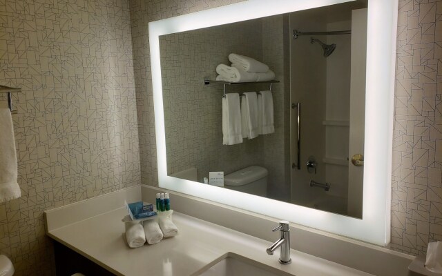 Holiday Inn Express Portland West/Hillsboro by IHG