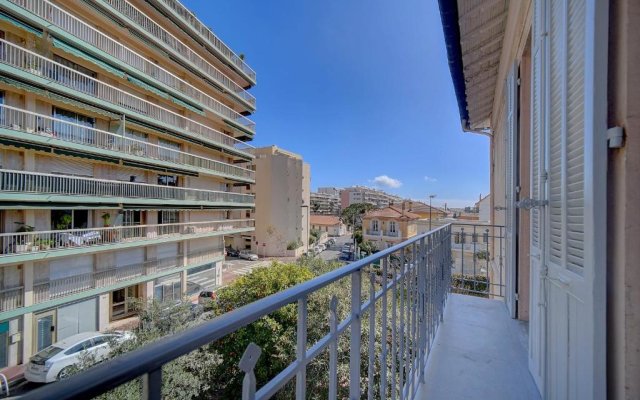 IMMOGROOM - Magnificent 180m duplex apartment - Parking - Air conditioning