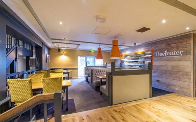 Premier Inn Cardiff West