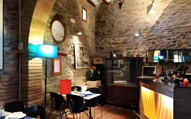 Hotel & Restaurant Cal Llop