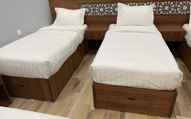 Aya Hostel For Shared Bedrooms
